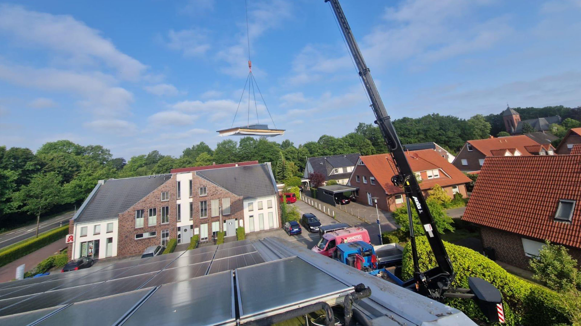 DAHOTEC Background Photovoltaik Instandsetzung von Bestandsanlagen DAHOTEC - Photovoltaik Instandsetzung von Bestandsanlagen