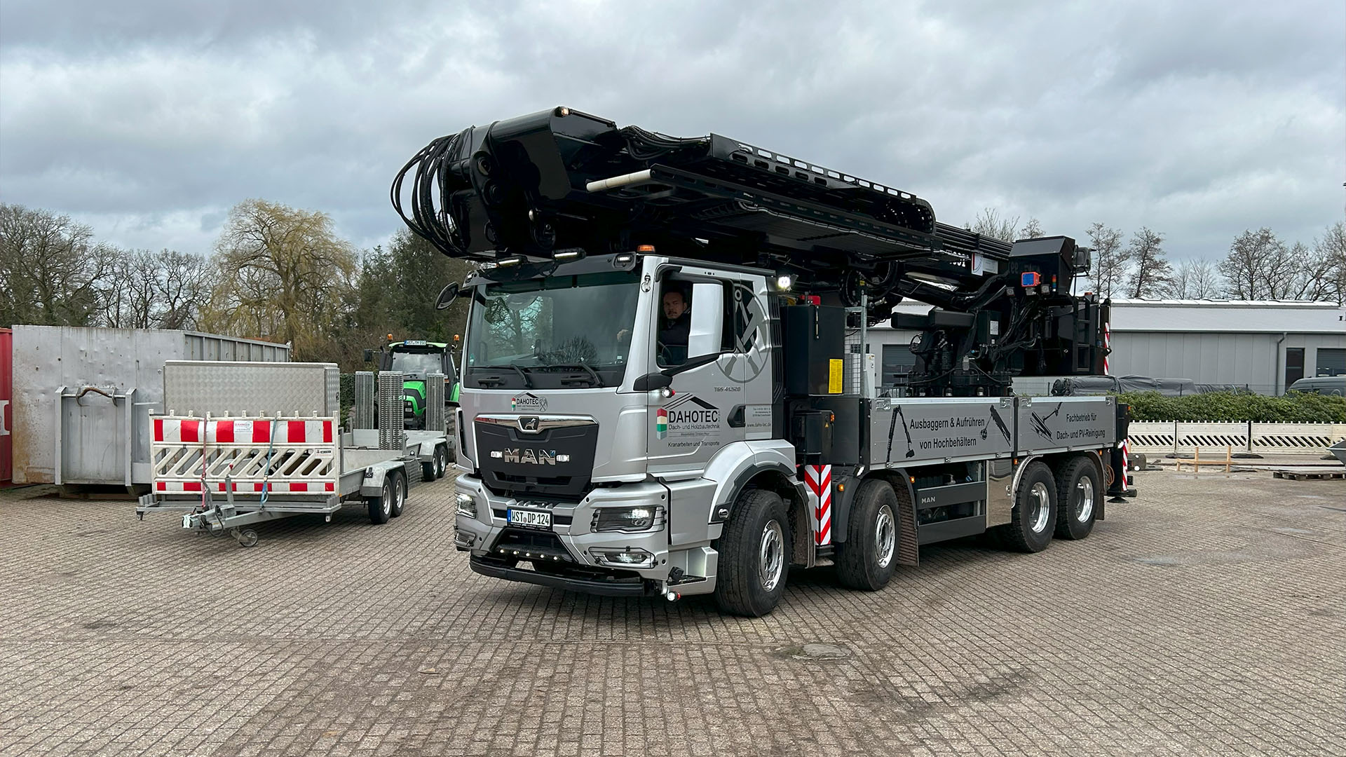 DAHOTEC Background Weitere Leistungen DAHOTEC - Weitere Leistungen